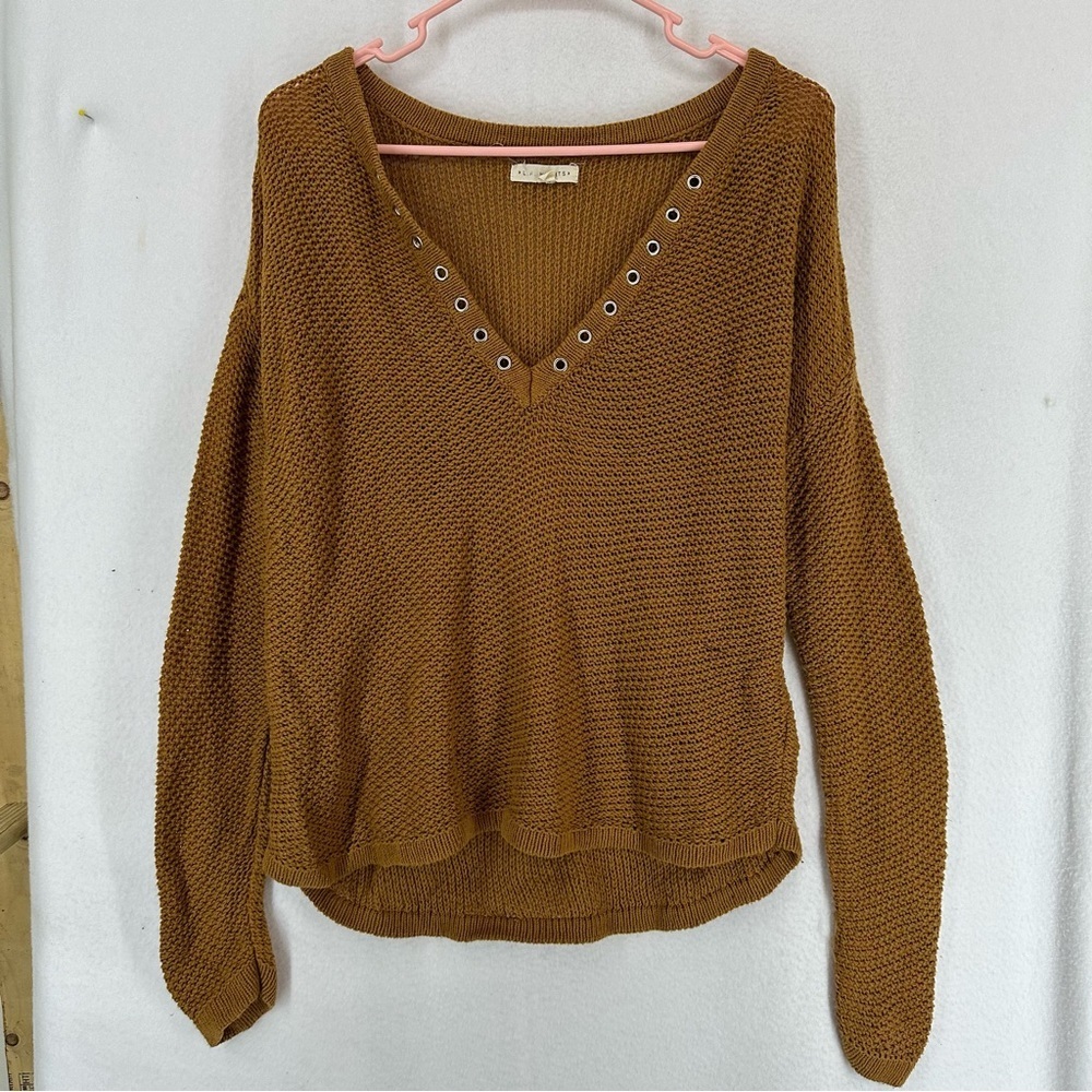 La Hearts V Neck Pullover Knit Sweater Women’s Small Orange